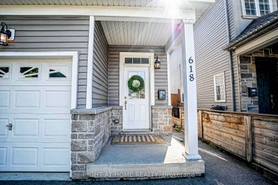 618 Knox Ave, House other with 3 bedrooms, 4 bathrooms and 5 parking in Hamilton ON | Image 3