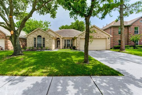 15311 Gatesbury Dr, Houston, TX, 77082-3041 | Card Image