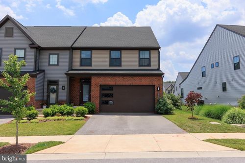 7615 Rossville Ln, GLEN BURNIE, MD, 21060-8750 | Card Image