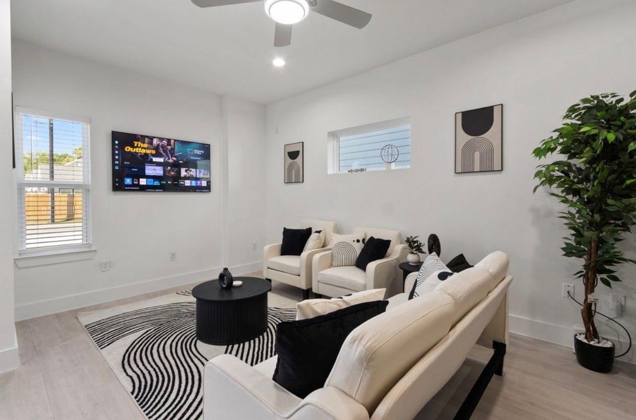 Residential Lease in Houston 2