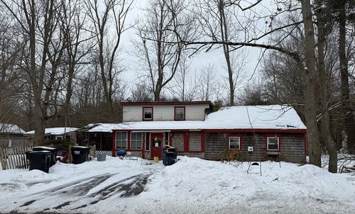 279 Pine St, East Bridgewater, MA, 02333-1133 | Card Image