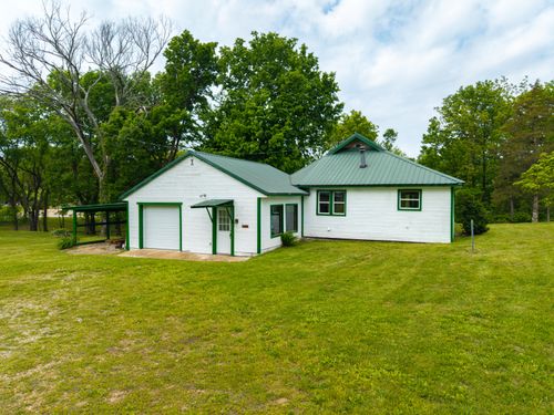 105 Cedar Bluff Ave, Cabool, MO, 65689-9134 | Card Image