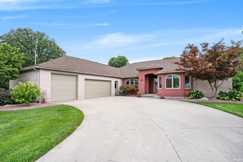 136 Kousa Ct, Goshen, IN, 46526-1547 | Card Image