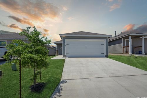 7251 Plow Run, San Antonio, TX, 78252-4552 | Card Image
