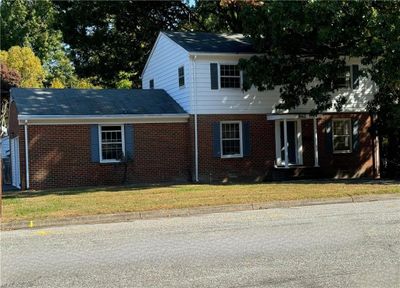 862 Moyer Road, House other with 5 bedrooms, 2 bathrooms and null parking in Newport News VA | Image 1