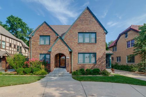 1536 W 13th St N, Wichita, KS, 67203-3027 | Card Image