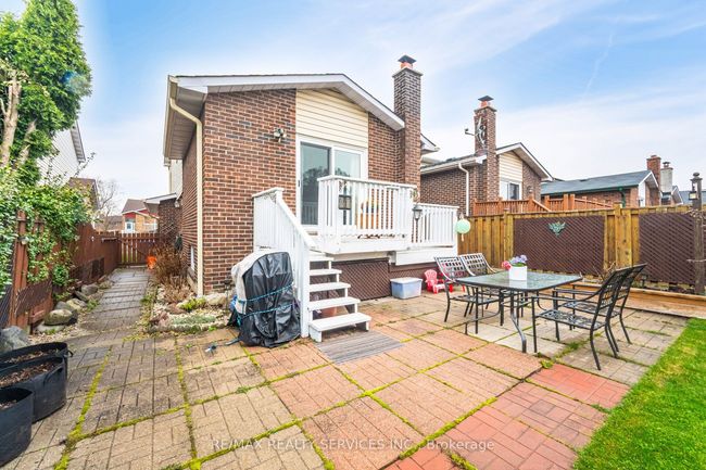 9 Pluto Dr, House attached with 4 bedrooms, 3 bathrooms and 2 parking in Brampton ON | Image 45
