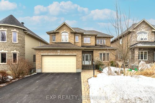 419 Landswood Way, Stittsville, ON, K2S0A4 | Card Image
