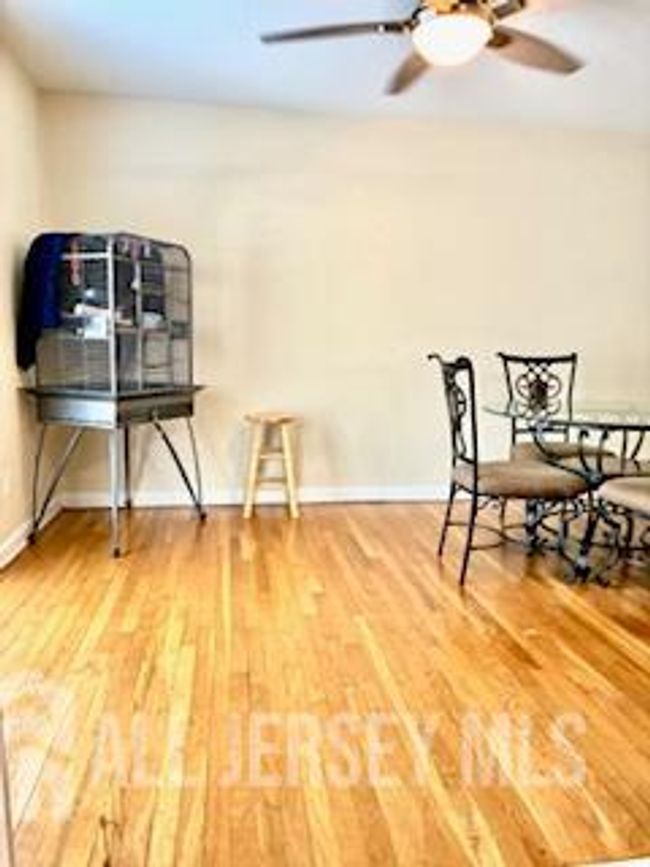 318 High St, Townhouse with 3 bedrooms, 2 bathrooms and null parking in Perth Amboy NJ | Image 20