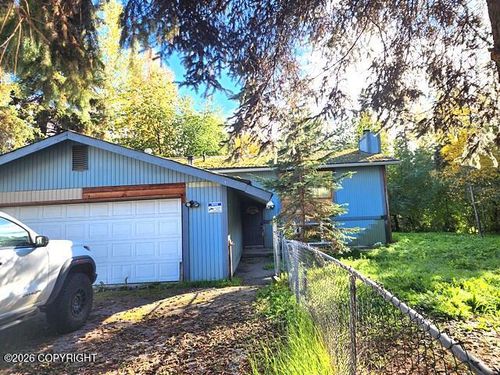 4619 Stanford Dr, Fairbanks, AK, 99709-3019 | Card Image