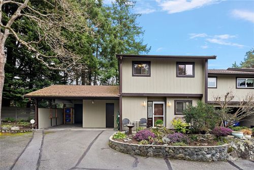 13-897 Admirals Rd, Esquimalt, BC, V9A2P1 | Card Image