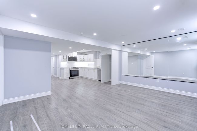 51 Stedford Cres, House other with 6 bedrooms, 5 bathrooms and 4 parking in Brampton ON | Image 48