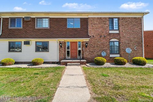 c5-1900 River Rd, Marysville, MI, 48040-1821 | Card Image