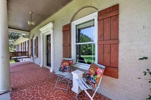 2018 Knighton Chapel Rd, Fountain Inn, SC, 29644-5918 | Card Image