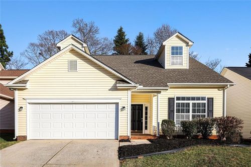 134 Lynnfield Cir, Lawrenceville, GA, 30045-5096 | Card Image