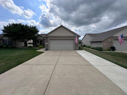 1717 Courtney Ln, Huron, OH, 44839-2292 | Card Image