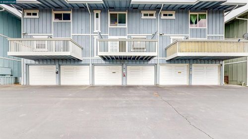 apt-36-117 Sunset Cir, Benicia, CA, 94510-2079 | Card Image