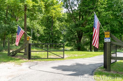 4751 Johnson Rd, Gowen, MI, 49326-9601 | Card Image