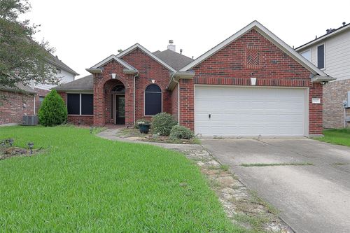 2142 Robinwood Dr, Deer Park, TX, 77536-2636 | Card Image