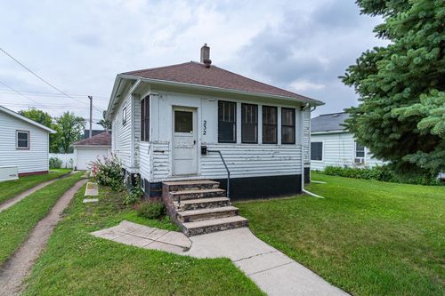 232 State St, Crookston, MN, 56716-2050 | Card Image