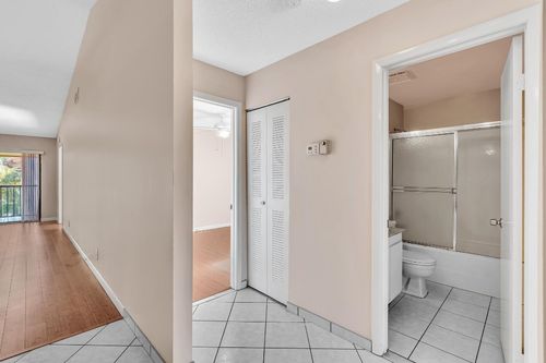 206-22124 Palms Way, Boca Raton, FL, 33433-8010 | Card Image