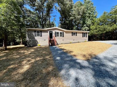 137 Pin Oak Drive, House other with 3 bedrooms, 2 bathrooms and null parking in Bumpass VA | Image 1