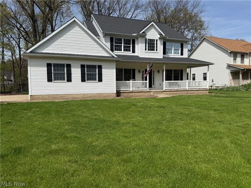 1467 Summer Wood Ln, Uniontown, OH, 44685-7796 | Card Image