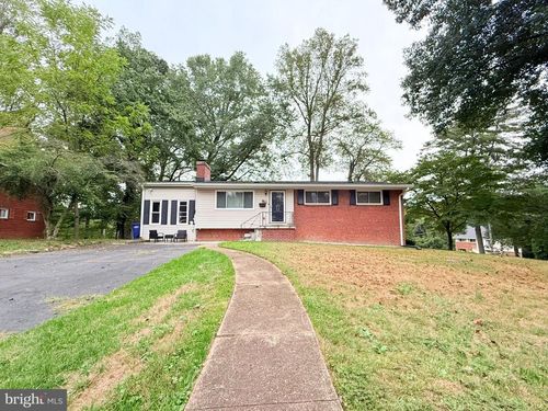 6910 Fern Pl, ANNANDALE, VA, 22003-1911 | Card Image