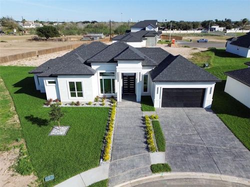 3006 Washington Ave, Mission, TX, 78574-7716 | Card Image