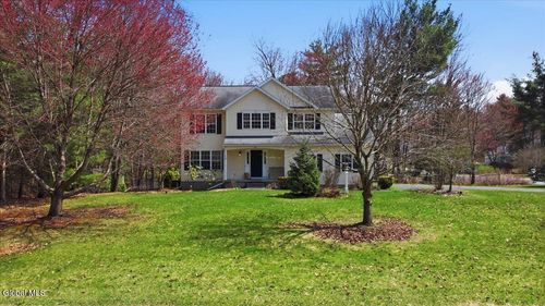 2 Shuvee Ln, Wilton, NY, 12831-1496 | Card Image