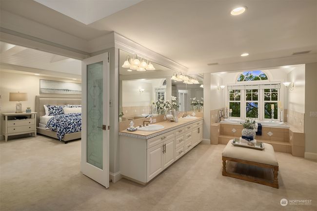 9015 Ne 47 Th St, House other with 5 bedrooms, 6 bathrooms and 4 parking in Yarrow Point WA | Image 21