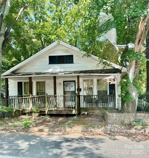 323 Clegg St, Shelby, NC, 28150-5209 | Card Image