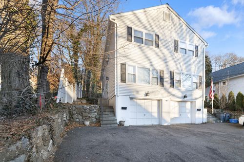 b-49 Pemberwick Rd, Greenwich, CT, 06831-5027 | Card Image