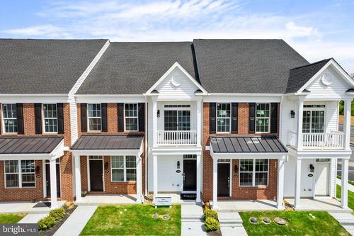 66-90 Cedar Cir, LEVITTOWN, PA, 19055-1436 | Card Image