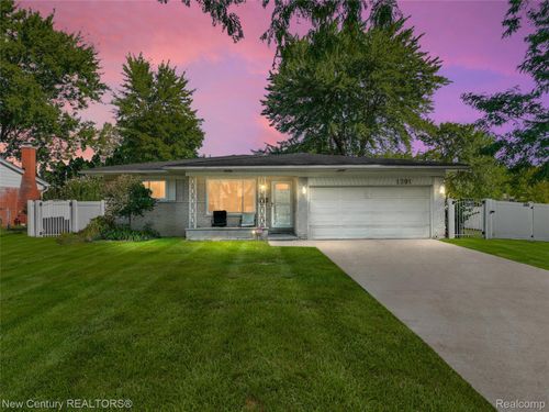 1291 Ashley Dr, Troy, MI, 48085-3420 | Card Image