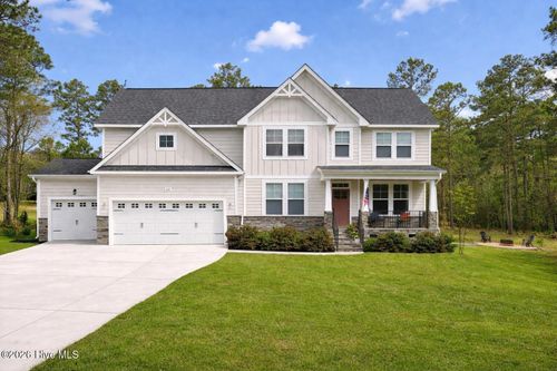 22 Banning Dr, Whispering Pines, NC, 28327-5004 | Card Image