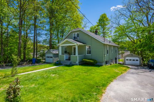 111 Perkins Ave, Waterbury, CT, 06704-2039 | Card Image