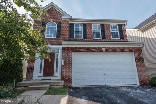 3795 Louise Ave, Chantilly, VA, 20151-3208 | Card Image