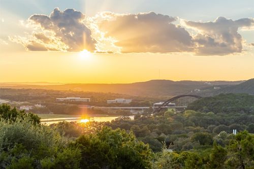 5926 N West Pl, Austin, TX, 78731-3659 | Card Image