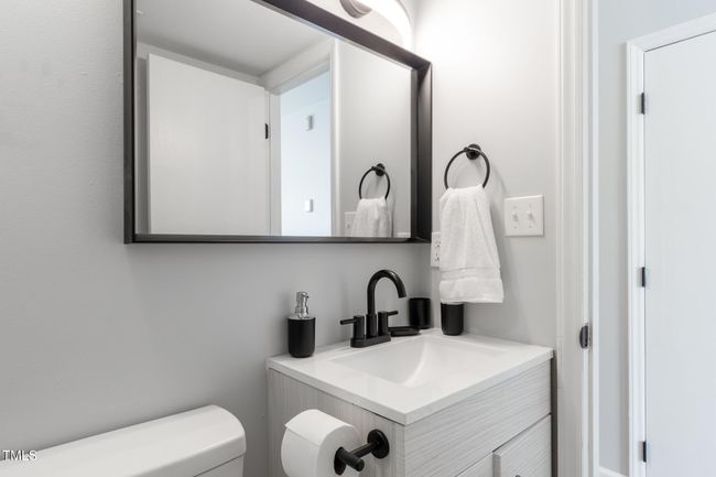 1002 Willow Drive Web Size Dale Sela 07b | Image 7