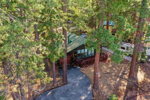 14975 Donnington Ln, Truckee, CA, 96161-1126 | Card Image