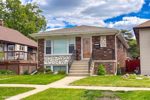 4043 Wagner Ave, Schiller Park, IL, 60176-2107 | Card Image