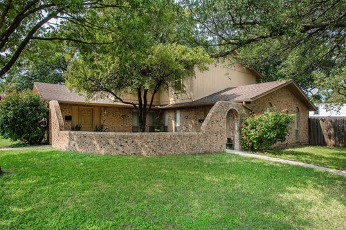 12831 Pandora Dr, Dallas, TX, 75238-3841 | Card Image