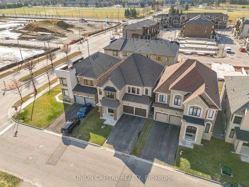 123 Halldorson Ave, Aurora, ON, L4G0C5 | Card Image