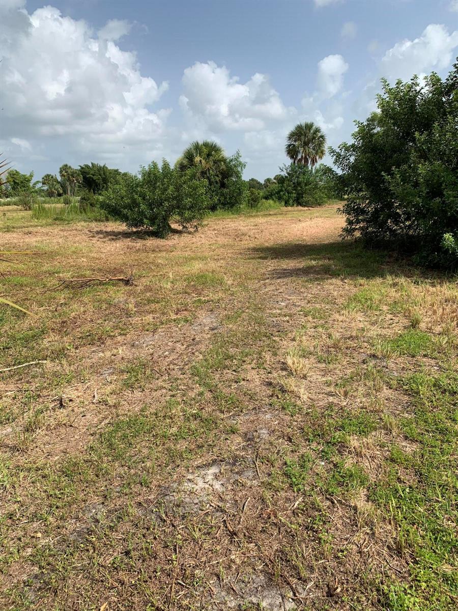 Land in Loxahatchee 2