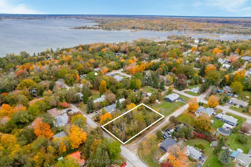 150 Amanda St, Waubaushene, ON, L0K2C0 | Card Image