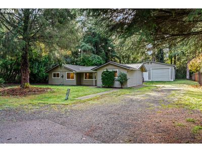 5410 Woahink Dr, House other with 3 bedrooms, 2 bathrooms and 4 parking in Florence OR | Image 3