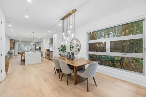 5 Glenmore Dr, West Vancouver, BC, V7S1A5 | Card Image