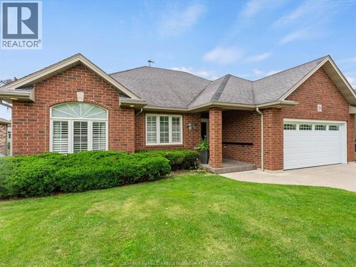 26 Golfview, Kingsville, ON, N9Y4E3 | Card Image