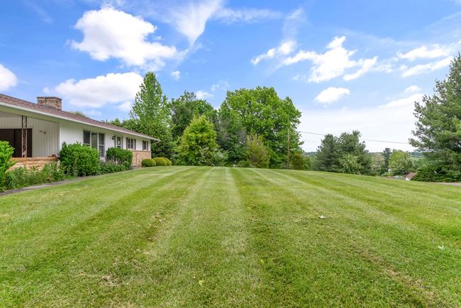 208 Mountain View Avenue, House other with 3 bedrooms, 2 bathrooms and 2 parking in Rural Retreat VA | Image 4